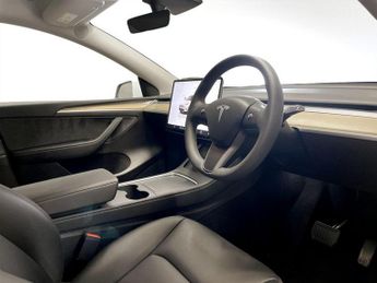 TESLA MODEL Y (Dual Motor) Long Range SUV 5dr Electric Auto 4WDE (384 bhp)
