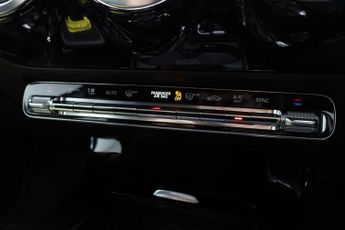 MERCEDES-BENZ A-CLASS 2.0 A200d Sport (Executive) Hatchback 5dr Diesel 8G-DCT Euro 6 (