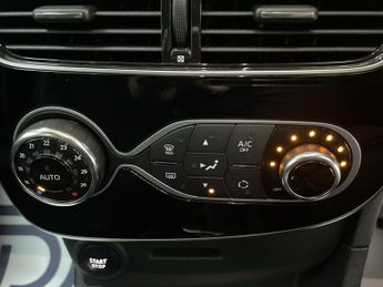 RENAULT CLIO 1.5 dCi Dynamique S Nav Hatchback 5dr Diesel EDC Euro 6 (s/s) (9
