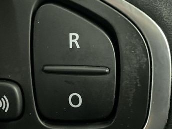 RENAULT CLIO 1.5 dCi Dynamique S Nav Hatchback 5dr Diesel EDC Euro 6 (s/s) (9