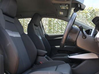 AUDI Q4 E-TRON 40 Sport SUV 5dr Electric Auto 82kWh (204 ps)