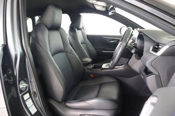 TOYOTA RAV4 2.5 VVT-h Dynamic CVT 4WD Euro 6 (s/s) 5dr