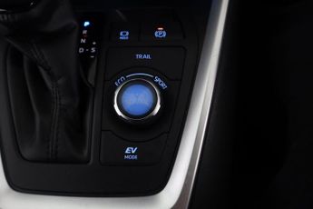 TOYOTA RAV4 2.5 VVT-h Dynamic CVT 4WD Euro 6 (s/s) 5dr
