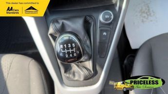 FORD FOCUS 1.6 TDCi Zetec Hatchback 5dr Diesel Manual Euro 5 (s/s) (115 ps)