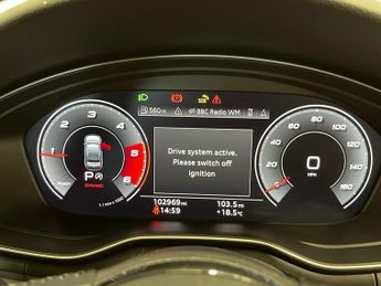 AUDI A4 2.0 TDI 35 Technik Saloon 4dr Diesel S Tronic Euro 6 (s/s) (163 