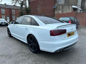 AUDI A6 SALOON 2.0 TDI Black Edition Saloon 4dr Diesel Multitronic Euro 5 (s/s)