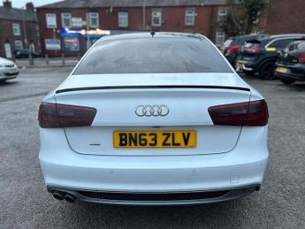 AUDI A6 SALOON 2.0 TDI Black Edition Saloon 4dr Diesel Multitronic Euro 5 (s/s)