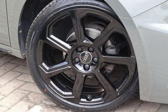 AUDI A1 1.0 TFSI 25 BLACK EDITION