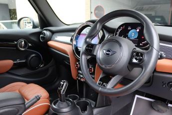 MINI HATCH 1.5 COOPER EXCLUSIVE