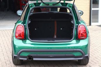 MINI HATCH 1.5 COOPER EXCLUSIVE