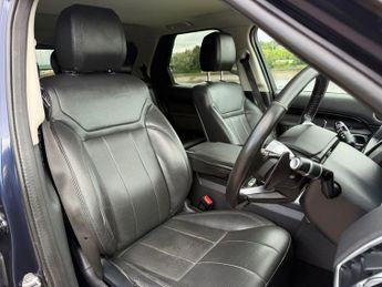 LAND ROVER DISCOVERY 3.0 SD V6 SE SUV 5dr Diesel Auto 4WD Euro 6 (s/s) (306 ps)