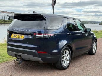 LAND ROVER DISCOVERY 3.0 SD V6 SE SUV 5dr Diesel Auto 4WD Euro 6 (s/s) (306 ps)