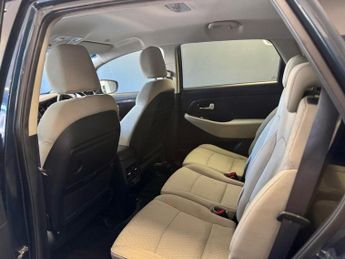 KIA CARENS 1.7 CRDi 2 MPV 5dr Diesel DCT Euro 6 (s/s) (139 bhp)