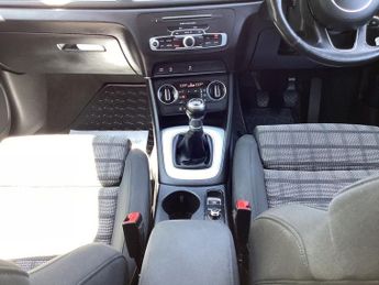 AUDI Q3 2.0 TDI SE SUV 5dr Diesel Manual Euro 6 (s/s) (150 ps)
