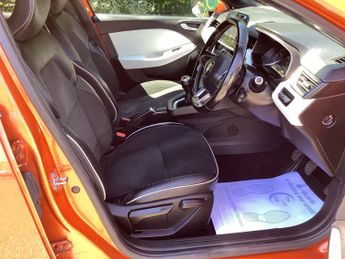 RENAULT CLIO 1.0 TCe S Edition Hatchback 5dr Petrol Manual Euro 6 (s/s) (100 