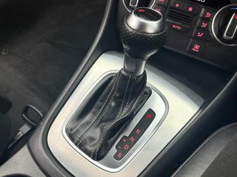 AUDI Q3 2.0 TDI S line Plus SUV 5dr Diesel S Tronic quattro Euro 6 (s/s)