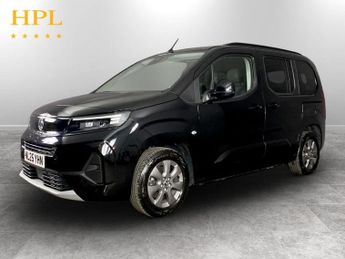 VAUXHALL Combo Life Electric 52kWh Ultimate MPV 5dr Electric Auto (7.4kW Charger) (136 ps)