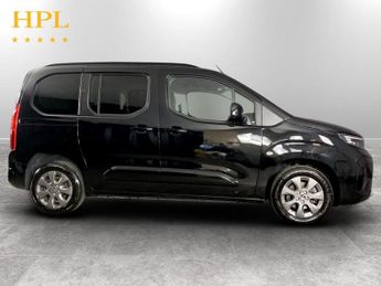 VAUXHALL Combo Life Electric 52kWh Ultimate MPV 5dr Electric Auto (7.4kW Charger) (136 ps)
