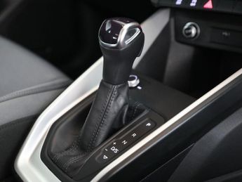 AUDI A1 1.0 TFSI 25 Sport Sportback 5dr Petrol S Tronic Euro 6 (s/s) (95