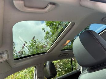 KIA SPORTAGE 2.0 CRDi KX-2 SUV 5dr Diesel Auto AWD Euro 5 (134 bhp)