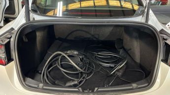 TESLA Model 3 Standard Range Plus Saloon 4dr Electric Auto RWD (241 bhp)