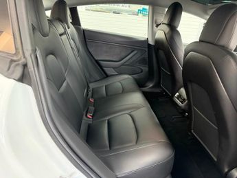TESLA Model 3 (Dual Motor) Performance Saloon 4dr Electric Auto 4WDE (Performa