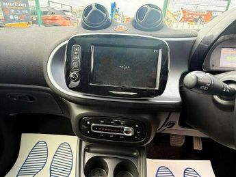 SMART FORFOUR EQ 17.6kWh Prime (Premium) Auto 5dr (22kW Charger)