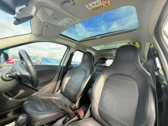 SMART FORFOUR EQ 17.6kWh Prime (Premium) Auto 5dr (22kW Charger)
