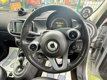 SMART FORFOUR EQ 17.6kWh Prime (Premium) Auto 5dr (22kW Charger)