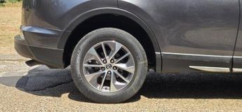TOYOTA RAV4 2.5 VVT-h Business Edition Plus CVT Euro 6 (s/s) 5dr (Safety Sen