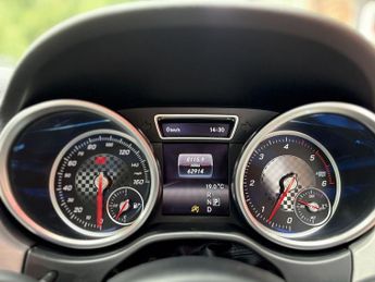 MERCEDES-BENZ GLE 3.0 GLE350d V6 AMG Line (Premium) SUV 5dr Diesel G-Tronic 4MATIC