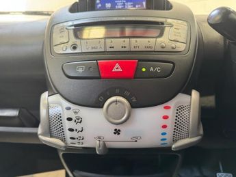 TOYOTA AYGO 1.0 VVT-i Move Hatchback 5dr Petrol Manual Euro 5 (68 ps)