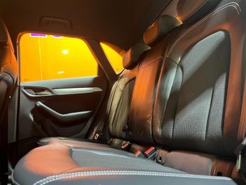 AUDI Q3 1.4 TFSI CoD S line SUV 5dr Petrol S Tronic Euro 6 (s/s) (150 ps