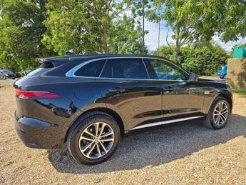 JAGUAR F-PACE 2.0 D200 MHEV R-Dynamic SE SUV 5dr Diesel Auto AWD Euro 6 (s/s) 