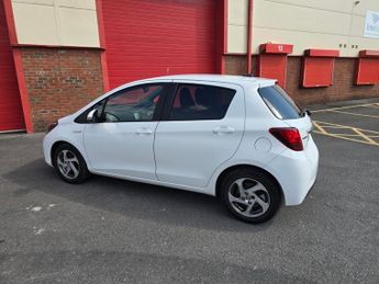 TOYOTA YARIS 1.5 VVT-h Icon Hatchback 5dr Petrol Hybrid E-CVT Euro 6 (s/s) (1