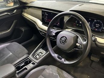 SKODA OCTAVIA 1.4 TSI iV 13kWh SE L Hatchback 5dr Petrol Plug-in Hybrid DSG Eu