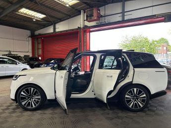 LAND ROVER RANGE ROVER 3.0 P440e 38.2kWh HSE SUV 5dr Petrol Plug-in Hybrid Auto 4WD Eur