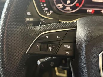 AUDI Q5 2.0 TDI 40 S line SUV 5dr Diesel S Tronic quattro Euro 6 (s/s) (