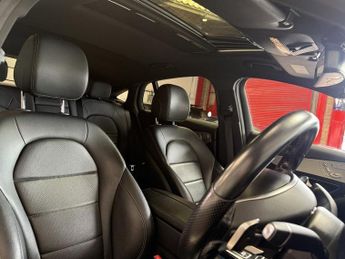 MERCEDES-BENZ GLC 2.1 GLC250d AMG Line (Premium Plus) Coupe 5dr Diesel G-Tronic 4M