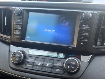 TOYOTA RAV4 2.0 D-4D Excel SUV 5dr Diesel Manual Euro 6 (s/s) (Safety Sense,