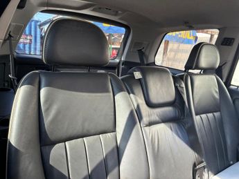 VOLVO XC90 2.4 D5 SE Lux SUV 5dr Diesel Geartronic 4WD Euro 5 (200 ps)