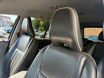 VOLVO XC90 2.4 D5 SE Lux SUV 5dr Diesel Geartronic 4WD Euro 5 (200 ps)