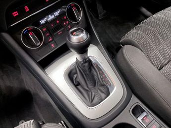 AUDI Q3 2.0 TDI S line Edition SUV 5dr Diesel S Tronic quattro Euro 6 (s