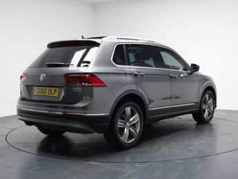 VOLKSWAGEN TIGUAN 2.0 TDI BlueMotion Tech SEL SUV 5dr Diesel DSG 4Motion Euro 6 (s