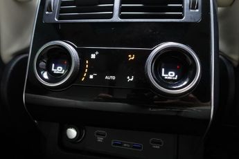 LAND ROVER RANGE ROVER SPORT 3.0 SD V6 Autobiography Dynamic SUV 5dr Diesel Auto 4WD Euro 6 (