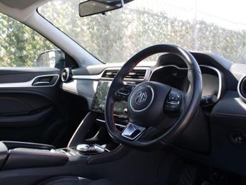MG MG ZS 51.1kWh Trophy Connect SUV 5dr Electric Auto (176 ps)