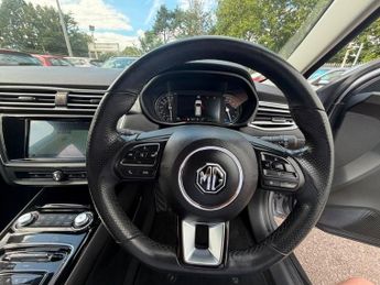 MG MG5 61.1kWh Exclusive Long Range Estate 5dr Electric Auto (156 ps)