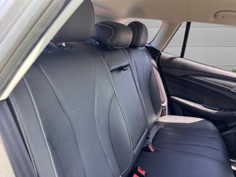 MG MG5 61.1kWh Exclusive Long Range Estate 5dr Electric Auto (156 ps)