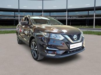 Nissan Qashqai 1.3 DIG-T N-Connecta SUV 5dr Petrol Manual Euro 6 (s/s) (160 ps)