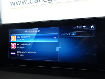 MERCEDES-BENZ EQC EQC 400 80kWh Sport SUV 5dr Electric Auto 4MATIC (408 ps)